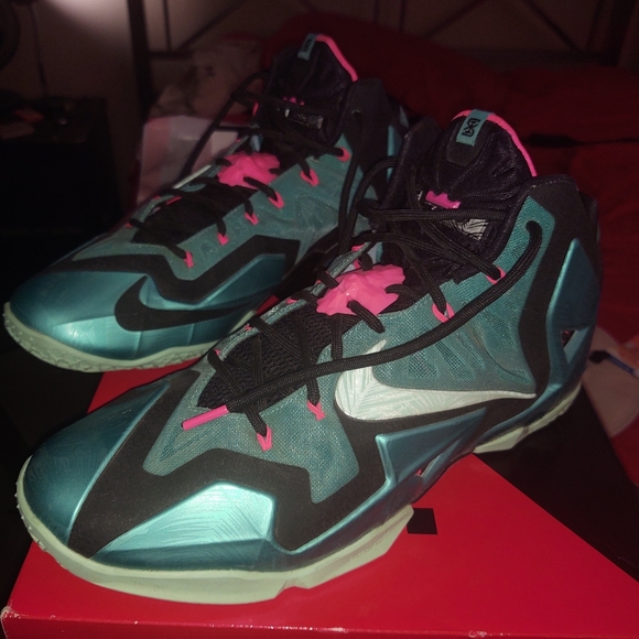 LeBron 11 "South Beach" Size 13 - Picture 1 of 8
